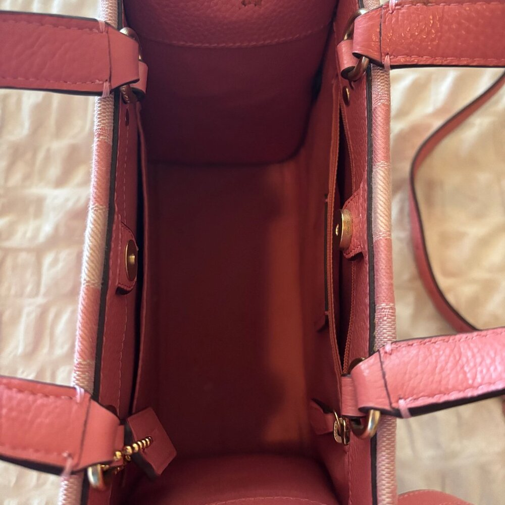 Authentic Coach Signature Dempsey Mini Tote Bag w/removable crossbody strap - Picture 4 of 6